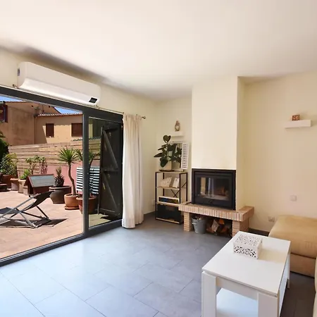Bosque Apartment Begur